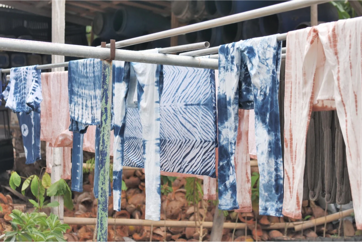 Plant Dye – yinyang - yoga & meditation wear