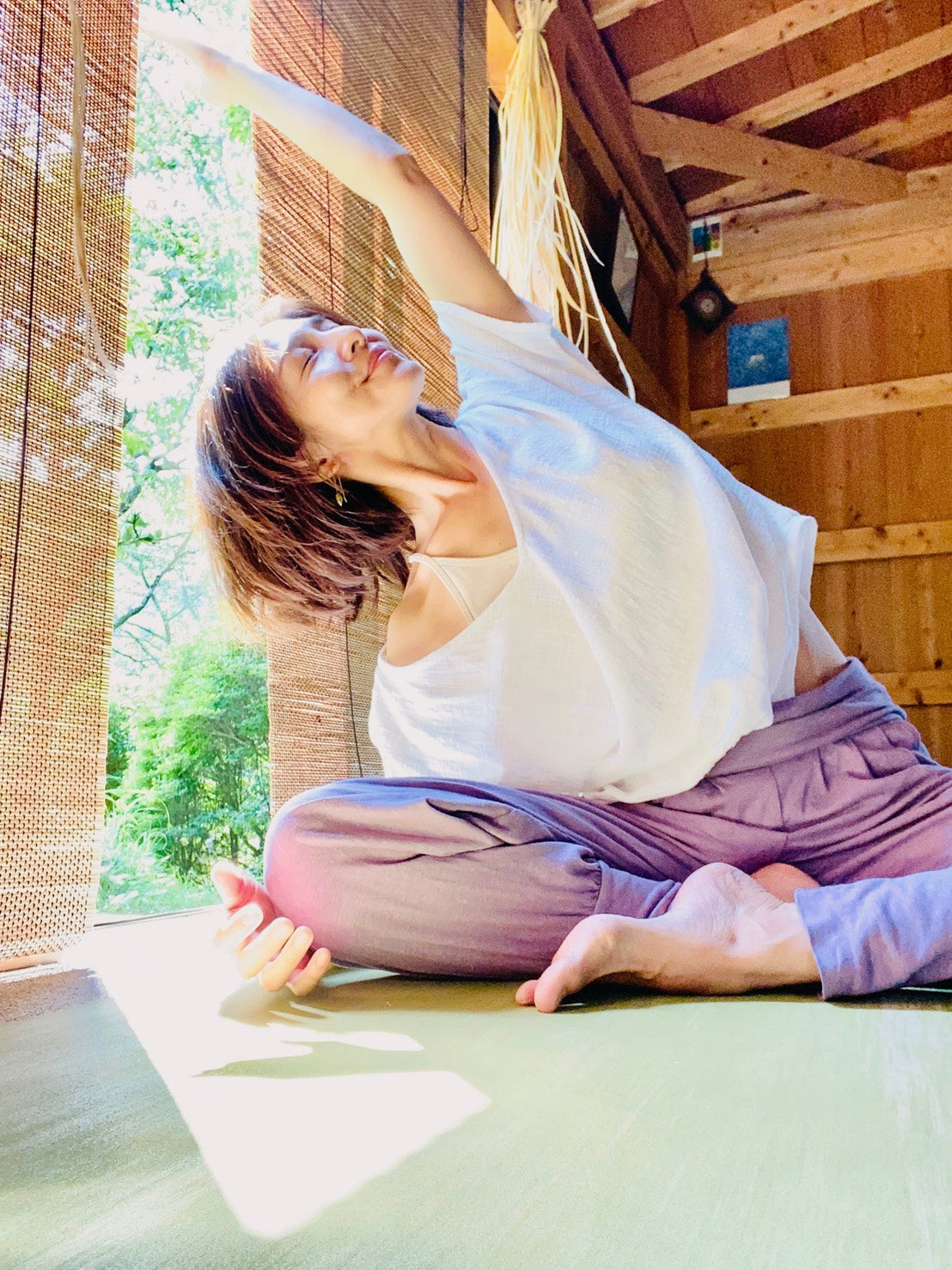 世界を救うものは…? – yinyang - yoga & meditation wear