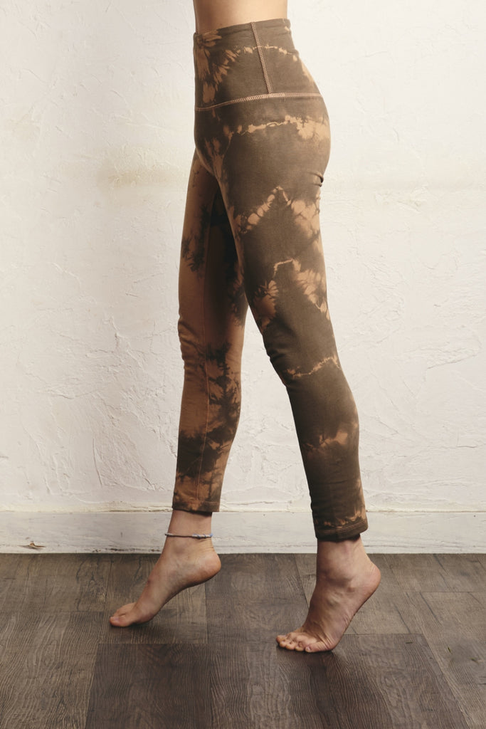 color_Coco Rose Earth Tiedye