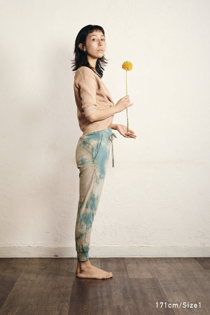 color_Fog Green Tiedye