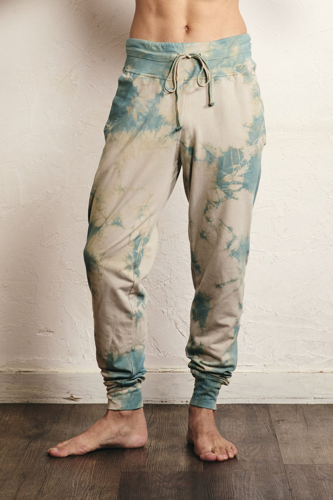 color_Fog Green Tiedye