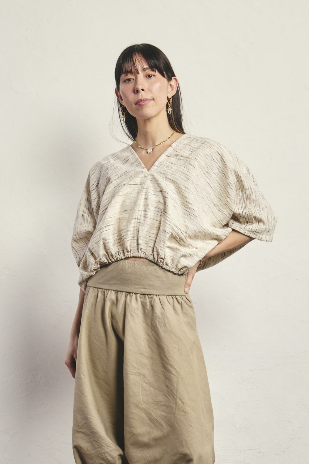 yinyang ハンドウーブントップ　グレー ハンドウーブントップ – yinyang - yoga & meditation wear