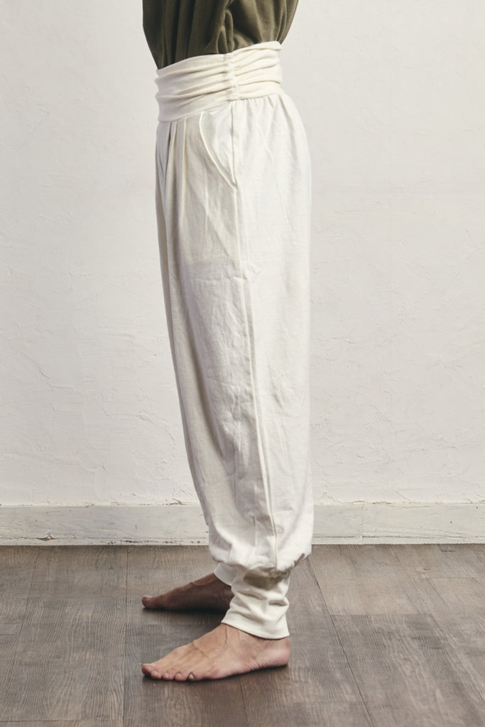 color_Ivory