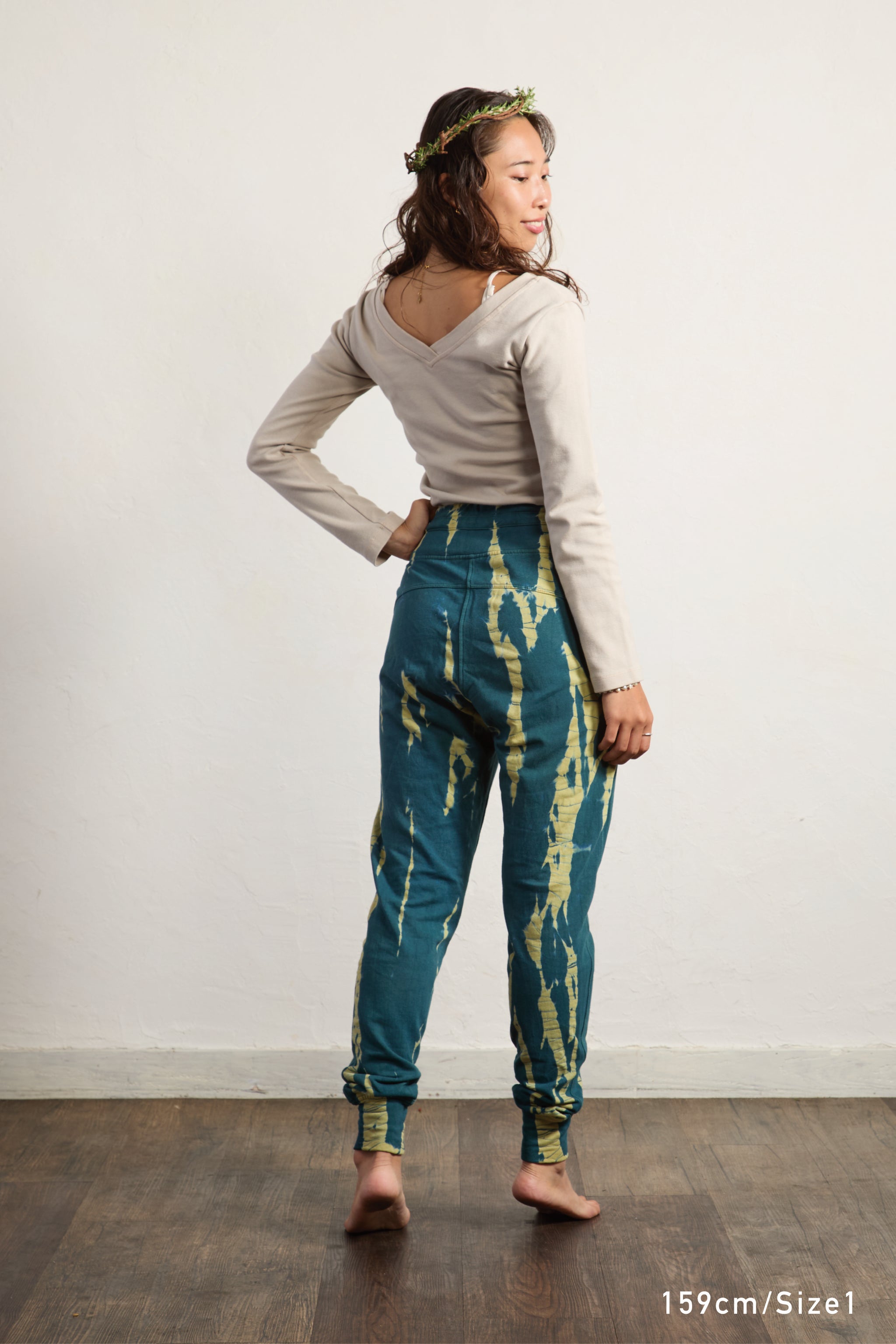 yinyang ヨガウェア Vフィットロングスリーブ ネイビー Vフィットロングスリーブ – yinyang - yoga & meditation wear