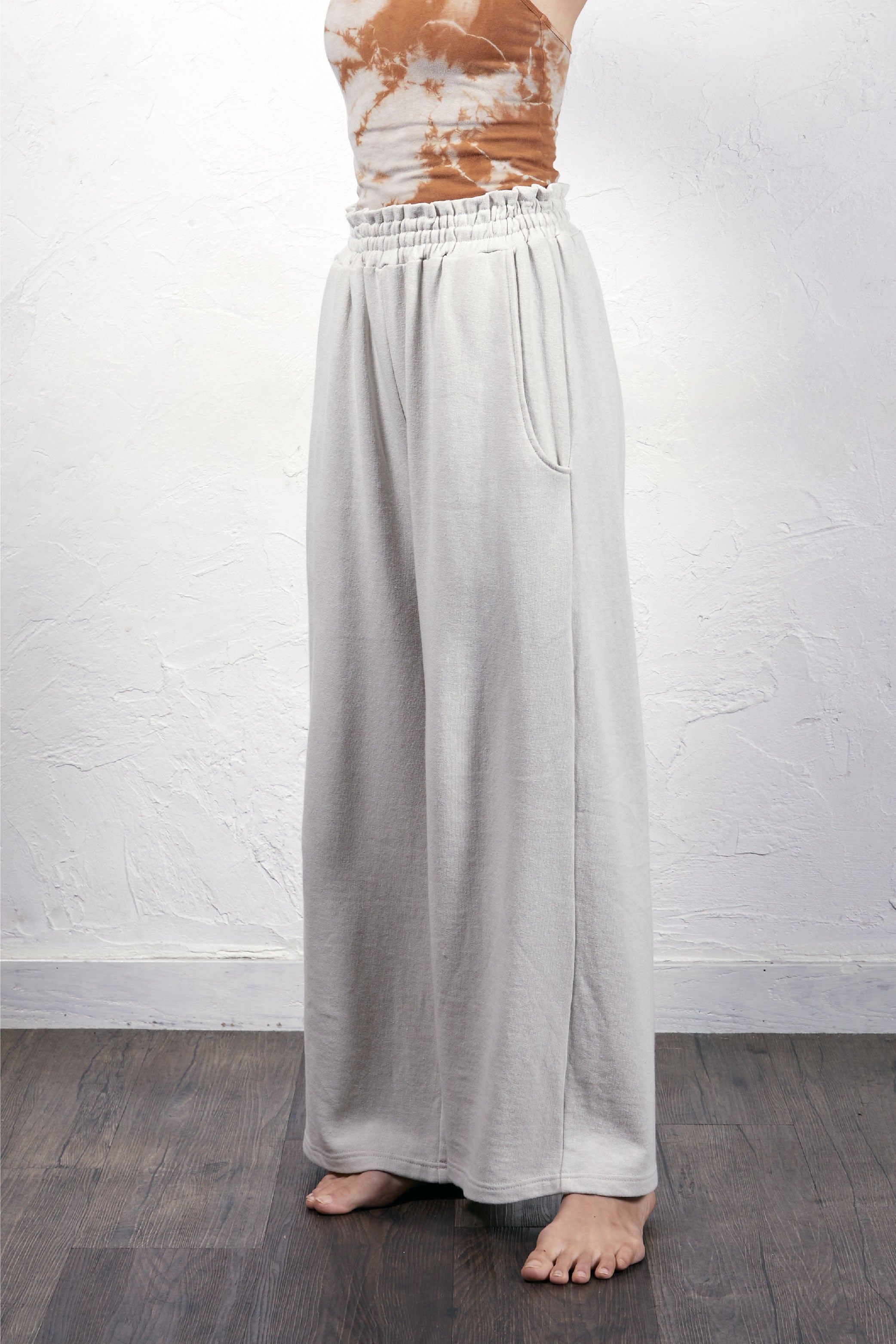 美品　yingyang ◆テリーコットンワイドパンツ　olive 212_KB01F_1_2084x.jpg?v=1740102490